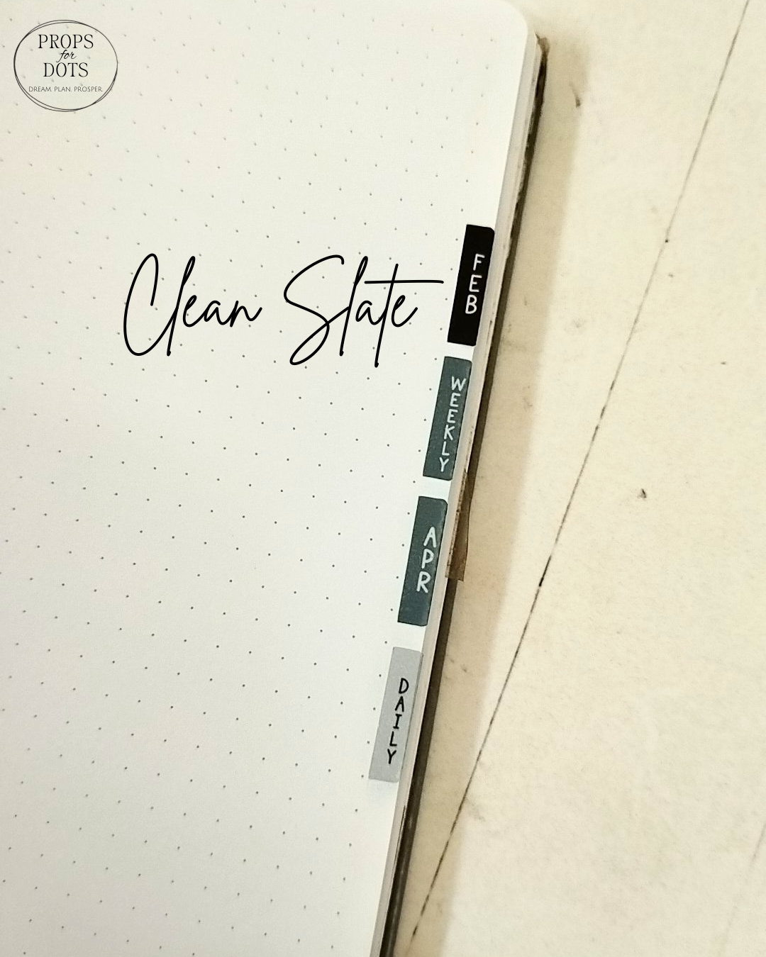 Sleek Tabs