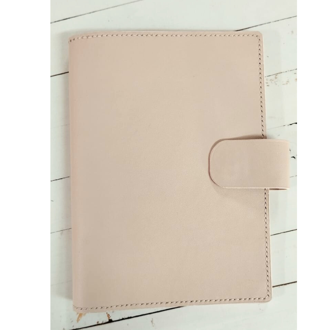 Everyday Classic Travelers Notebook: Deluxe Nappa